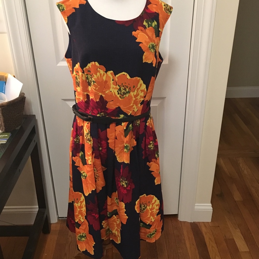 Ellen Tracey flowered dress Size 14
